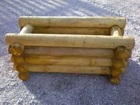 Blumenkiste aus Rundholz